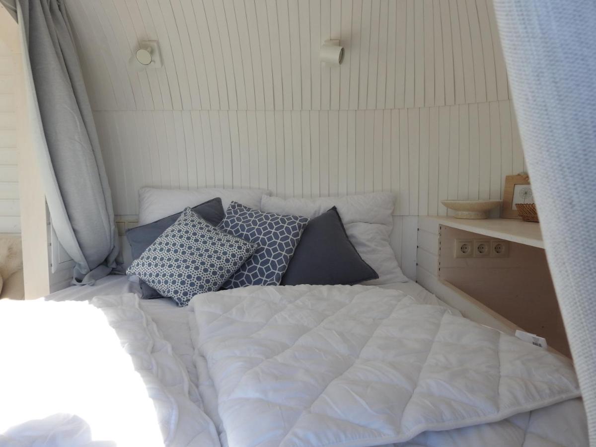 Campsite Tiny House De Boet, In Natuurgebied En Vlakbij Het